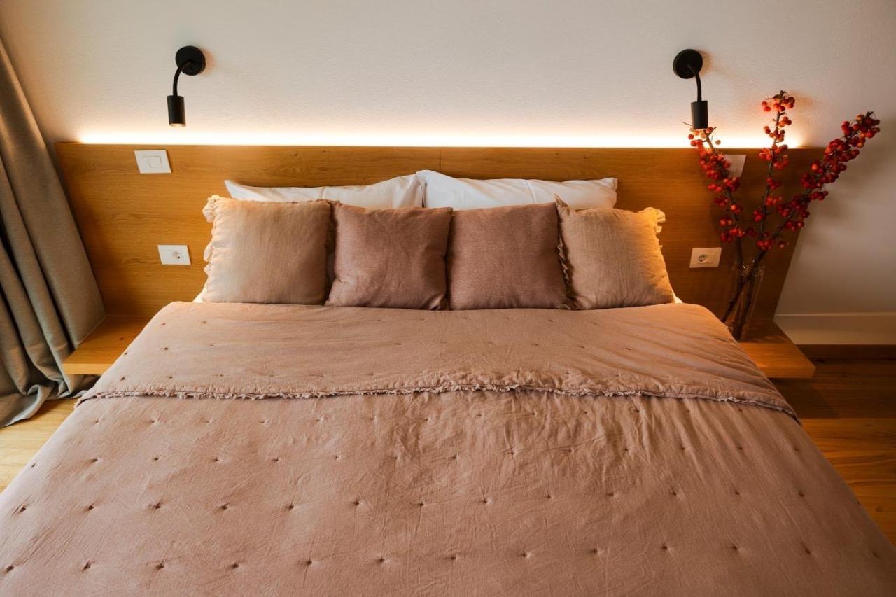 Bed and Breakfast Morus Estate Dobrovo Exterior foto