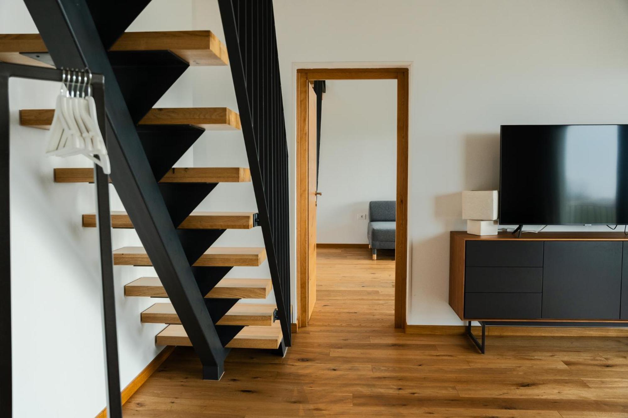 Bed and Breakfast Morus Estate Dobrovo Exterior foto